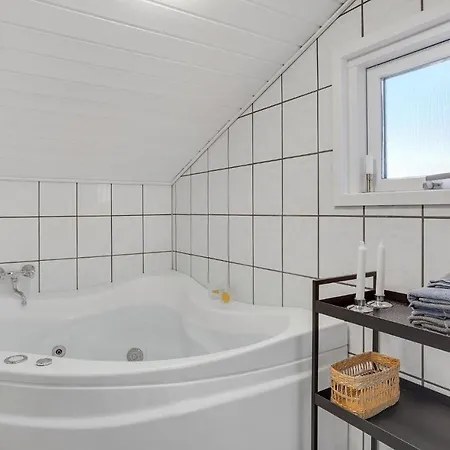 Tolles Haus In Harboøre Mit Sauna Ferienhaus *